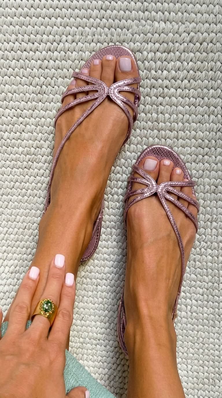 ELEANOR | GINEVRA GOLDEN SANDALS SUMMER ELEGANCE